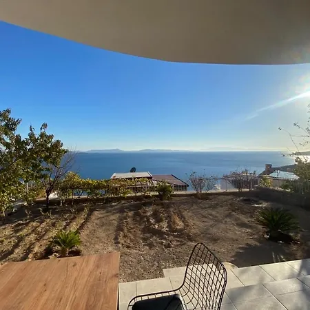 Pitanehouse فيلة