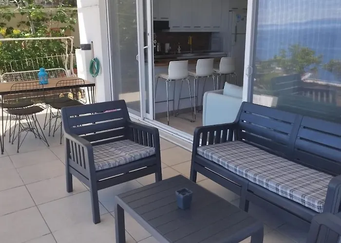 וילה Pitanehouse